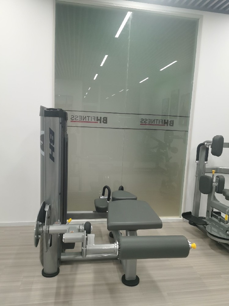 酒店健身房器材品牌选择需兼顾适配性、耐用性与空间美学